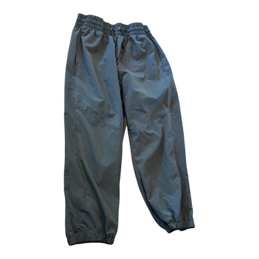 Layer 8 Dusty Blue Cropped Joggers L 25" Inseam